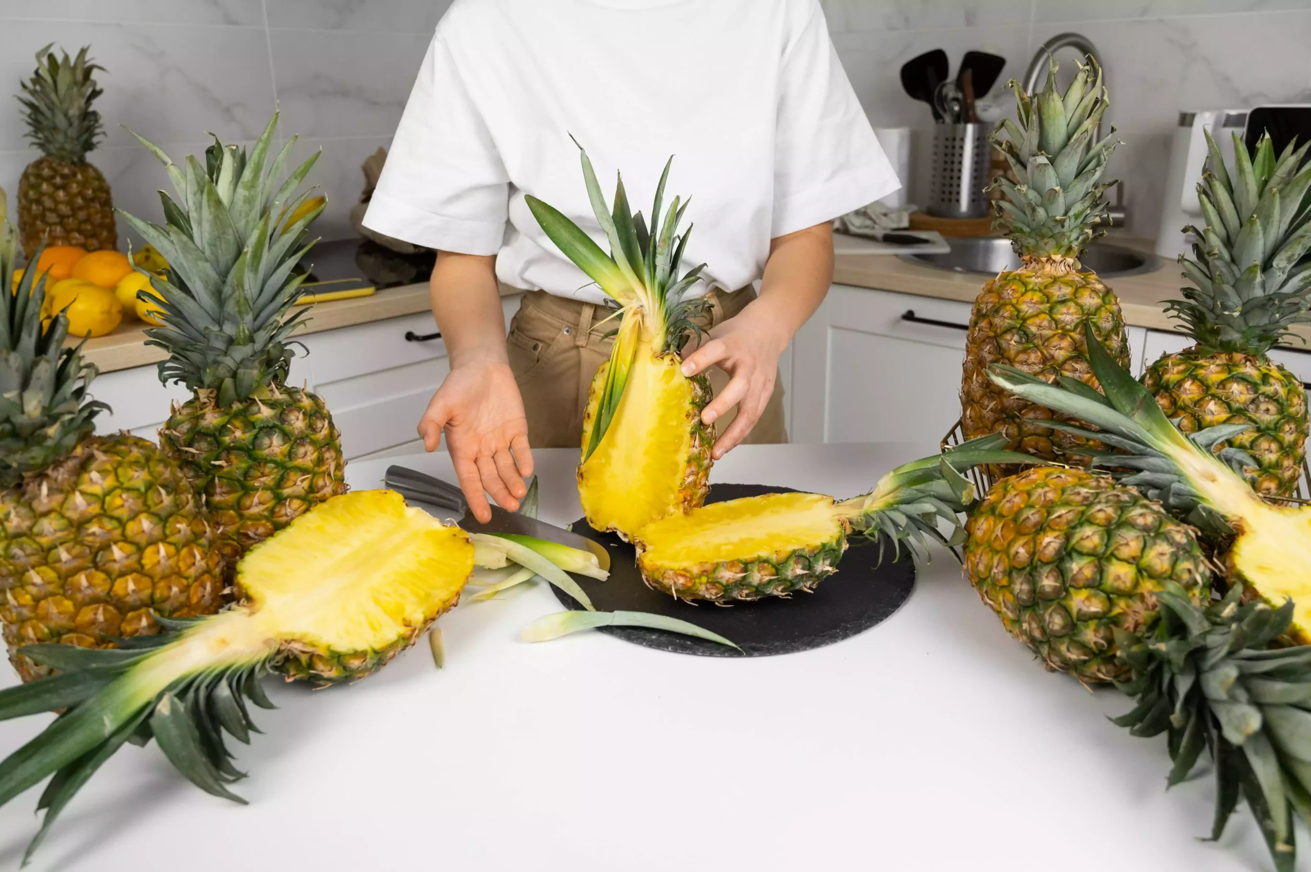 Cara Mengupas Nanas 50 Detik